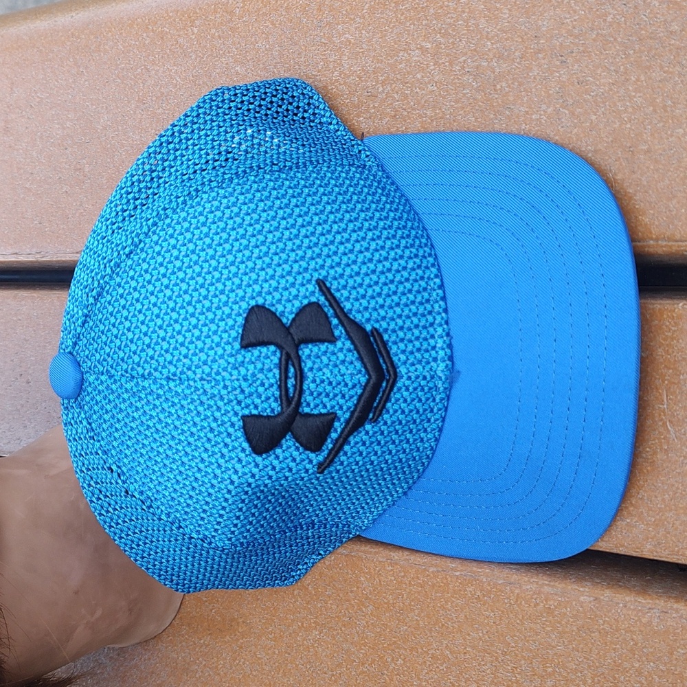 Under Armour Hat Mesh Blue Black Youth Embroidered Logo SnapBack Adjustable